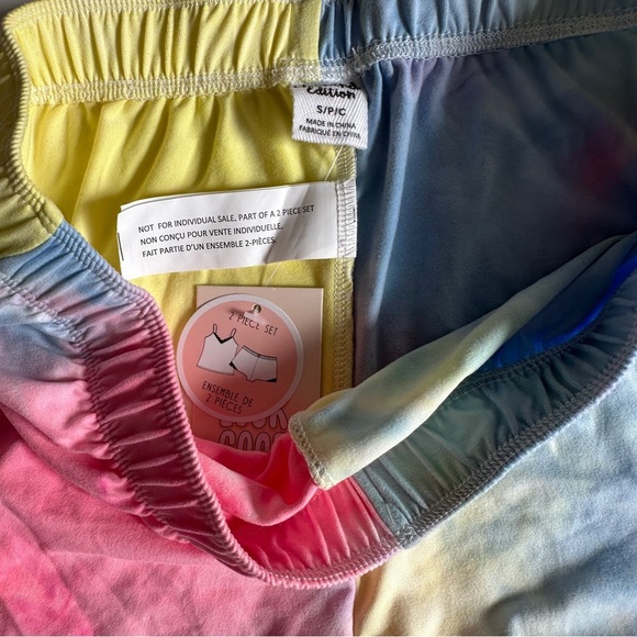 Colorful Tie-Dye Shorts Pajama Set, Women’s Size: Small - Picture 6 of 9